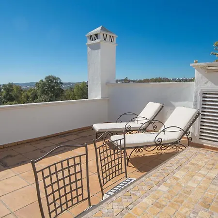Real J6 * Casares